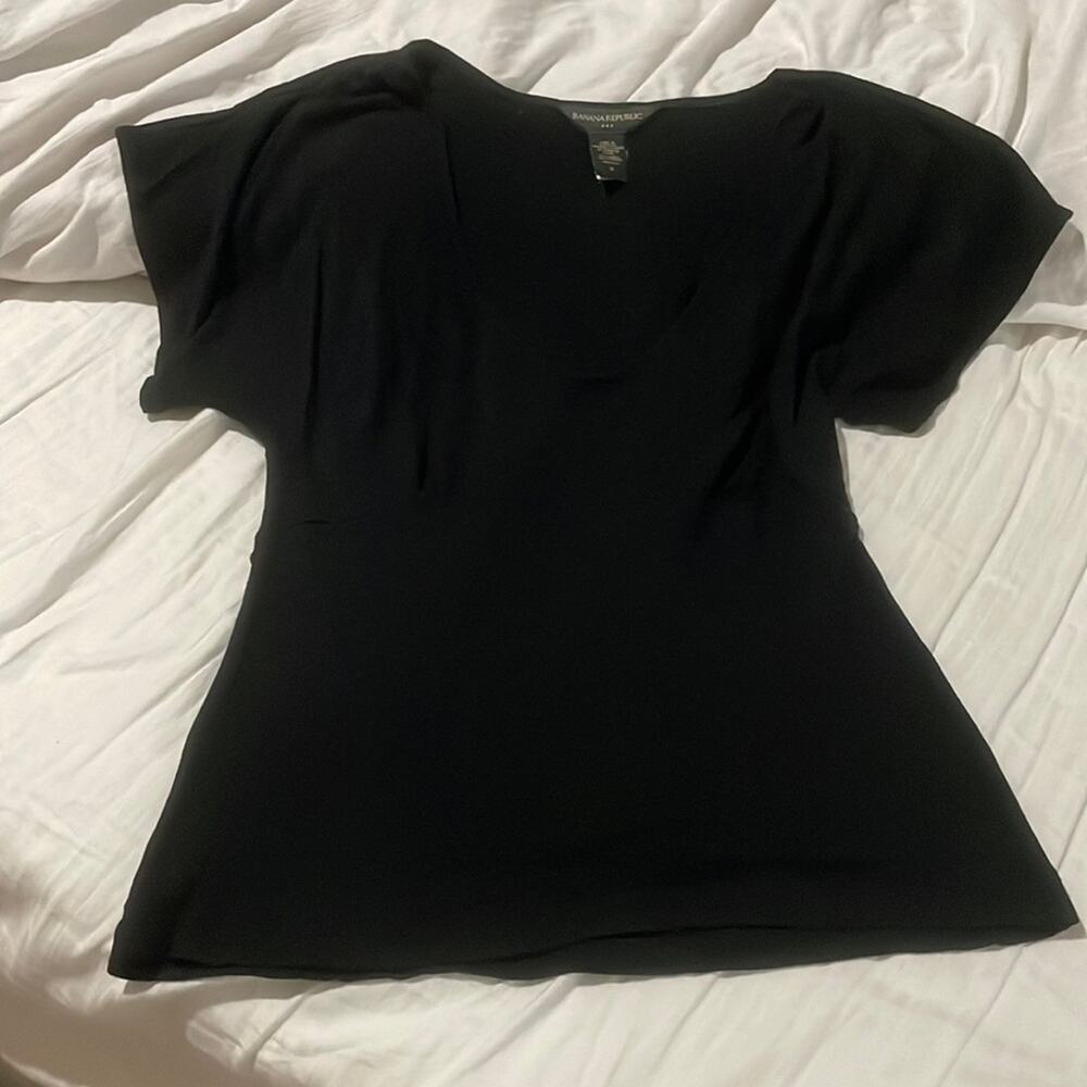 Banana Republic M black scoop neck short wide sleeve dressy t modal spandex euc